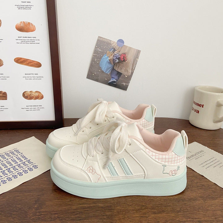 Damen Modische Sneaker mit verspielten Akzenten und rutschfester Sohle Drune