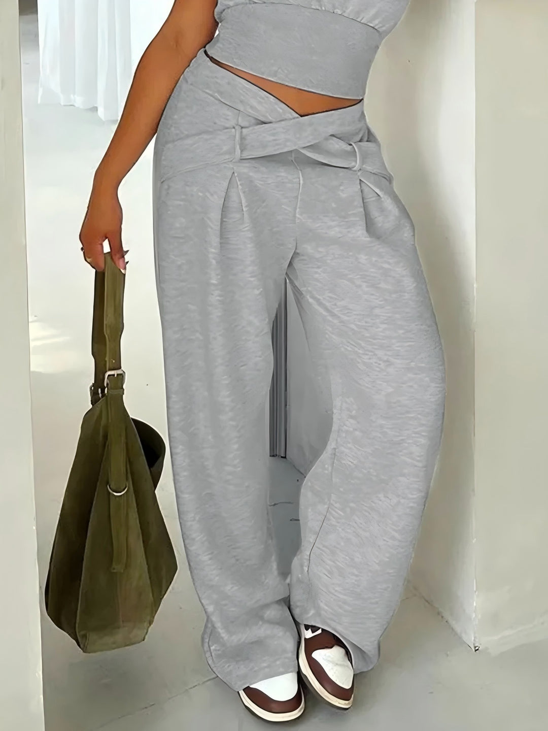 Damen Weite High-Waist-Hose mit Wickelbund, Ziergürtel und Bundschnitt Drune