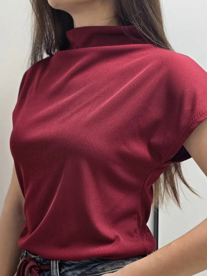 Damen modisches Kurzarm-Shirt mit hochgeschlossenem Kragen und elegantem Schnitt