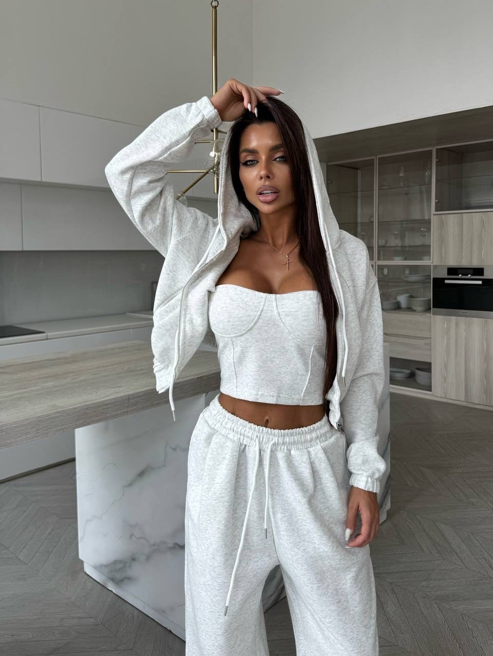 Damen Sculpting-Corsagen-Crop mit Kapuzen-Zipjacke und weiter High-Waist-Jogginghose Drune