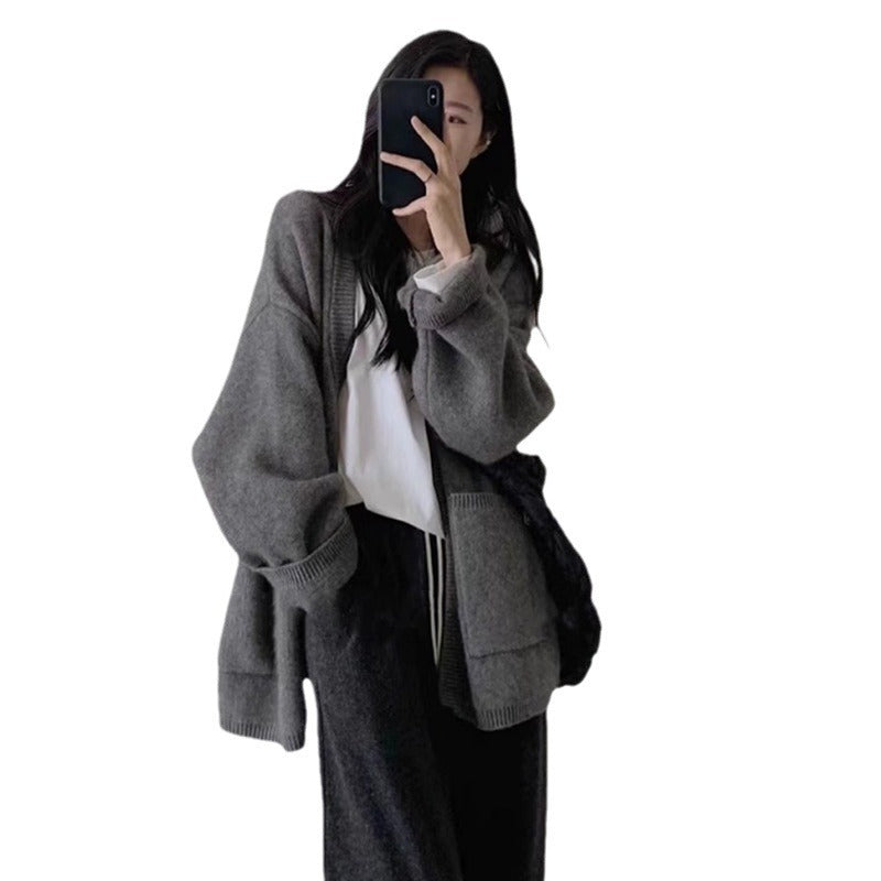 Damen Kuscheliger Strickcardigan mit tiefem V-Ausschnitt und aufgesetzten Taschen Drune