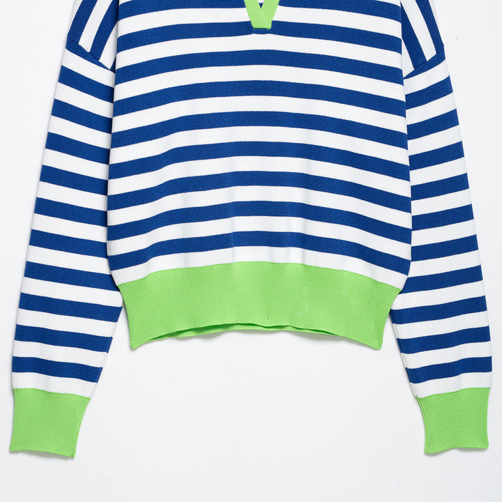 Damen Gestreifter Polo‑Pullover mit V‑Ausschnitt, weitem Rumpf und kontrastierenden Bündchen Drune