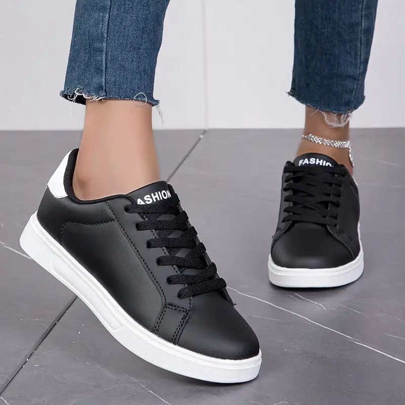 Damen nan minimalistische Sneaker im veganen Lederlook mit gepolsterter Komfortsohle Drune