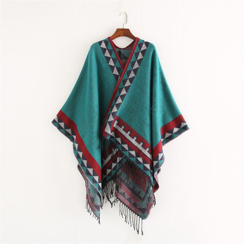 Damen Weichfallender Capeponcho mit Dreieck-Jacquard, Kontrastbordüre und Fransensaum Drune