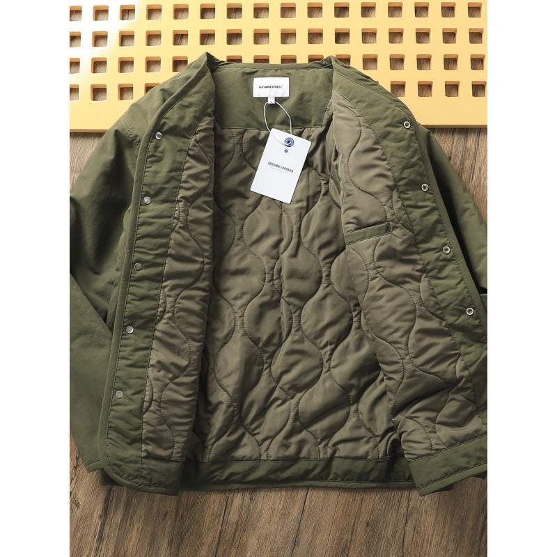 Herren Leicht wattierte Thermo-Linerjacke mit Druckknopfverschluss und gerundetem Saum Drune