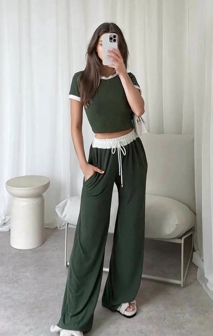 Damen Loungewear-Set mit cropped Oberteil und weitem Hosenbein Drune