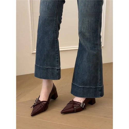 Damen Spitz zulaufende Block-Absatz Pumps mit doppeltem Zierriemen Drune