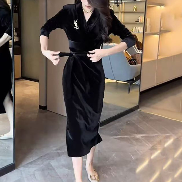 Damen Langarmkleid mit elegantem Wickeldesign und schickem Rüschensaum Drune