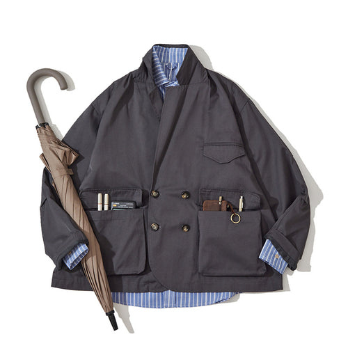 Unisex Boxy-Überjacke mit doppelreihiger Knopfleiste, großen Utility-Pattentaschen und kurzem Boxy-Schnitt Drune