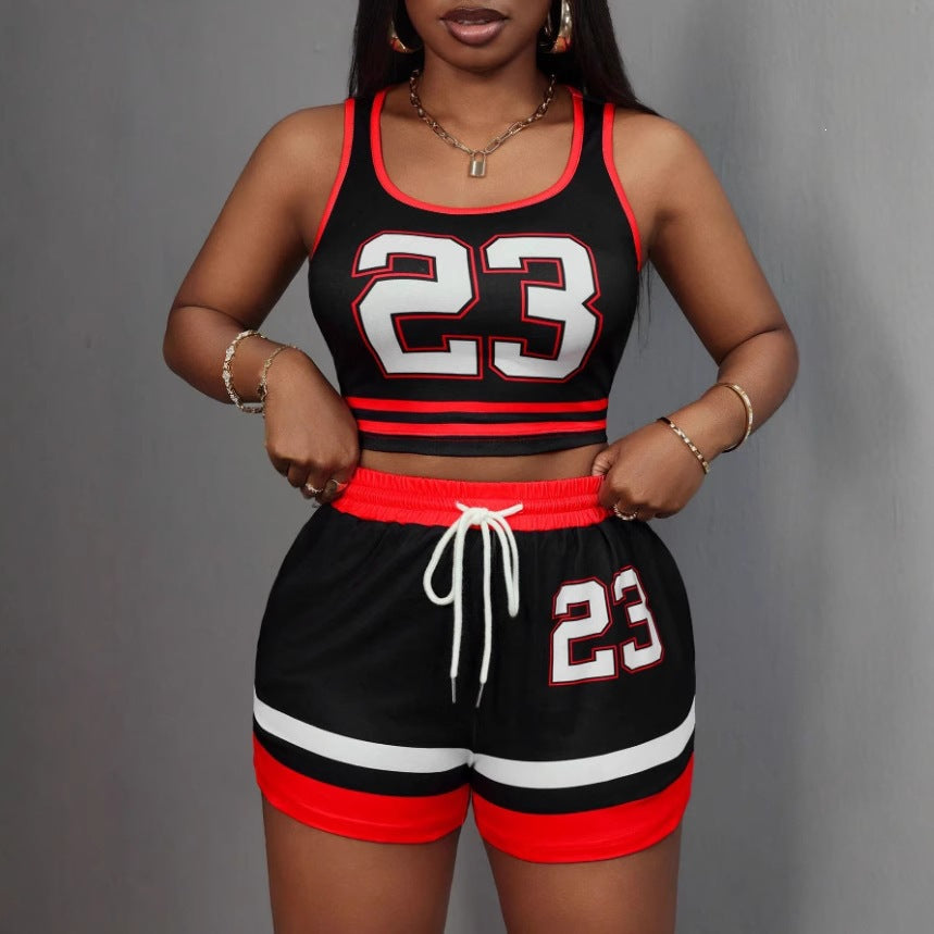 Damen Sportliches Freizeit-Outfit mit Crop-Top und Shorts Drune