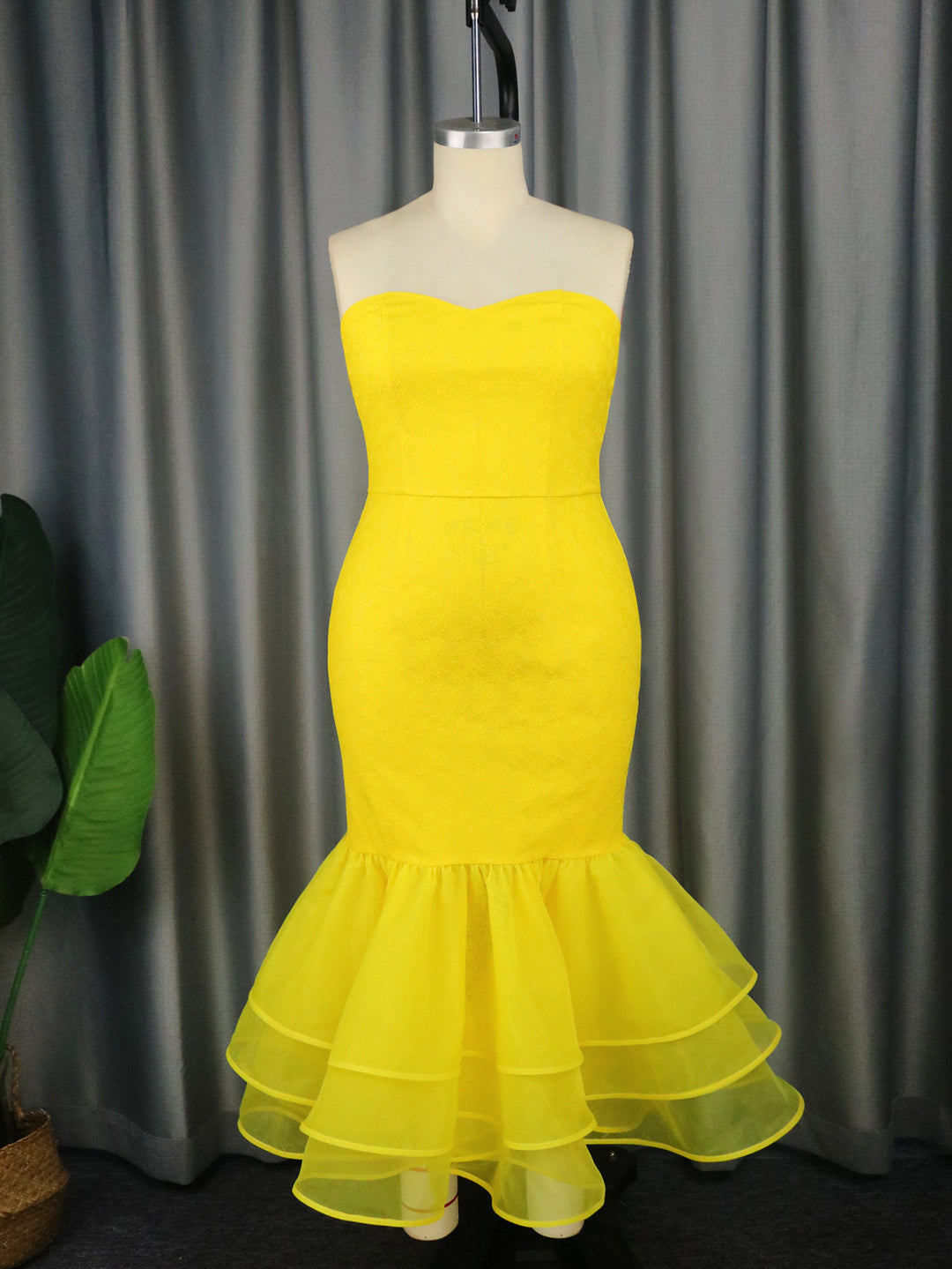 Damen Elegantes Mermaid-Kleid mit Rüschenabsatz Drune