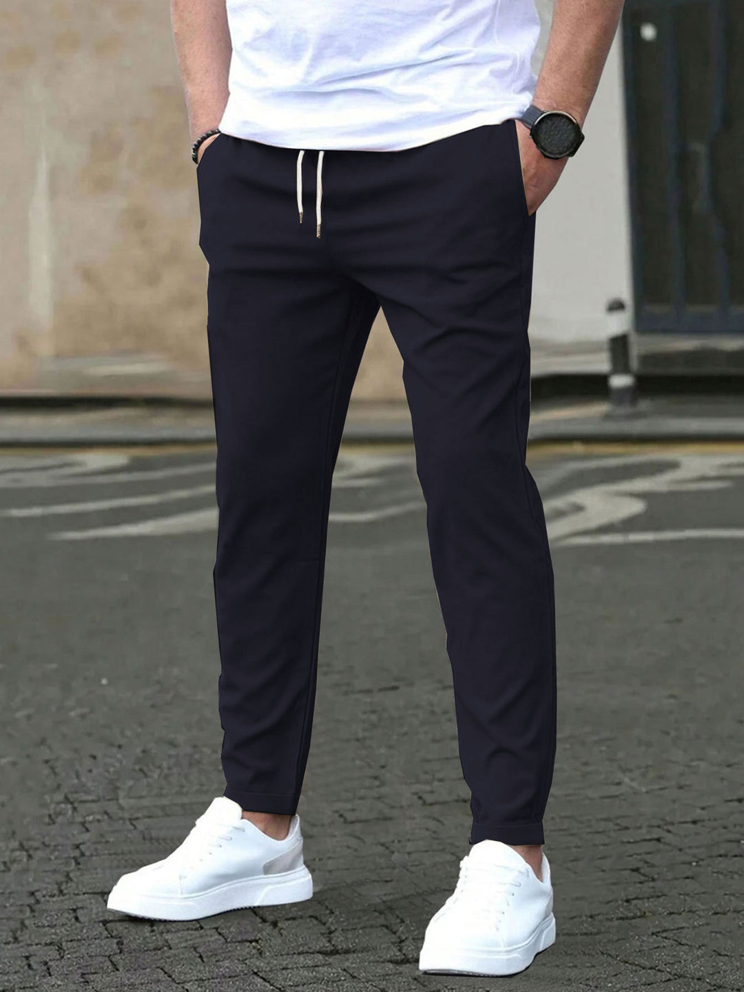 Herren Slim-Fit Jogginghose mit Kordelzug, Seitentaschen und schmalem Knöchelabschluss Drune