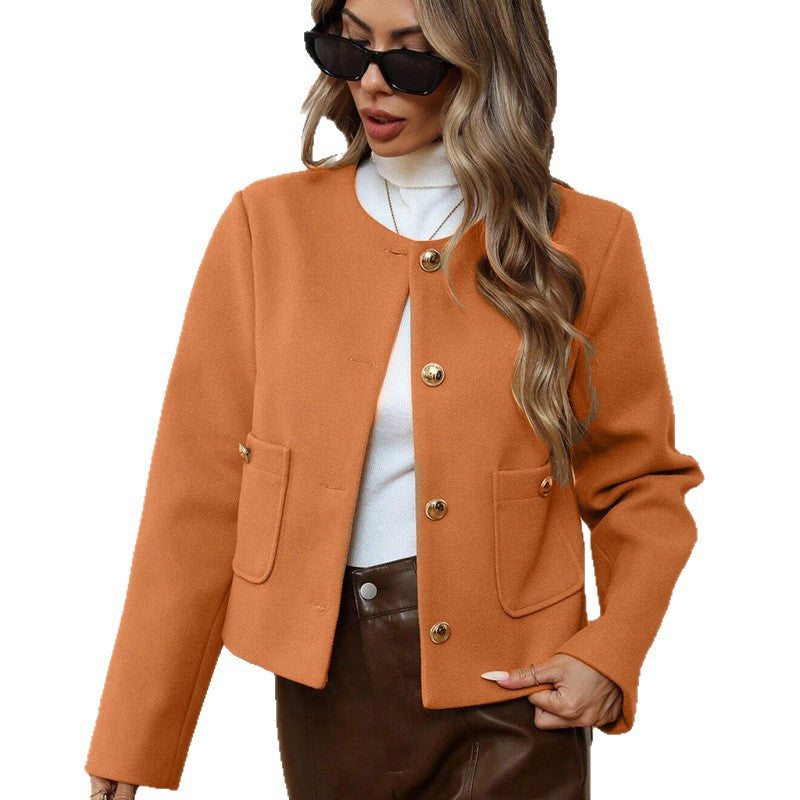 Damen Kurze Blazerjacke mit praktischen Taschen und goldenen Knöpfen Drune