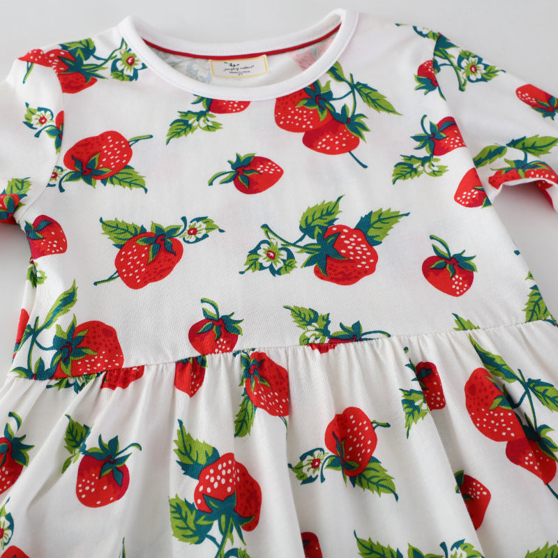 Mädchen Freizeitkleid mit Erdbeer-Muster Drune