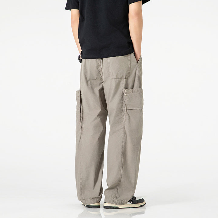 Herren Weite Nylon-Cargo-Hose im Utility-Stil mit seitlichen Klappentaschen Drune