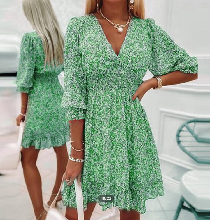 Damen Leichtes Blumen-Minikleid mit V-Ausschnitt, geraffter Taille und Volantbesatz Drune