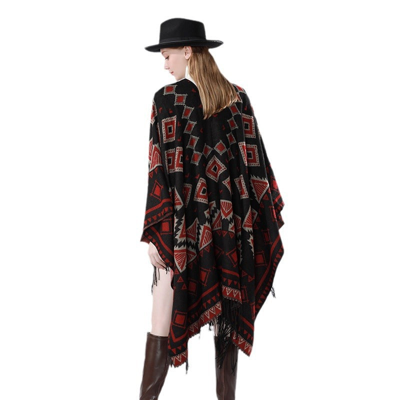 Damen Zweilagiger Kapuzen-Überwurf mit asymmetrischem Fransensaum und geometrischem Jacquard Drune