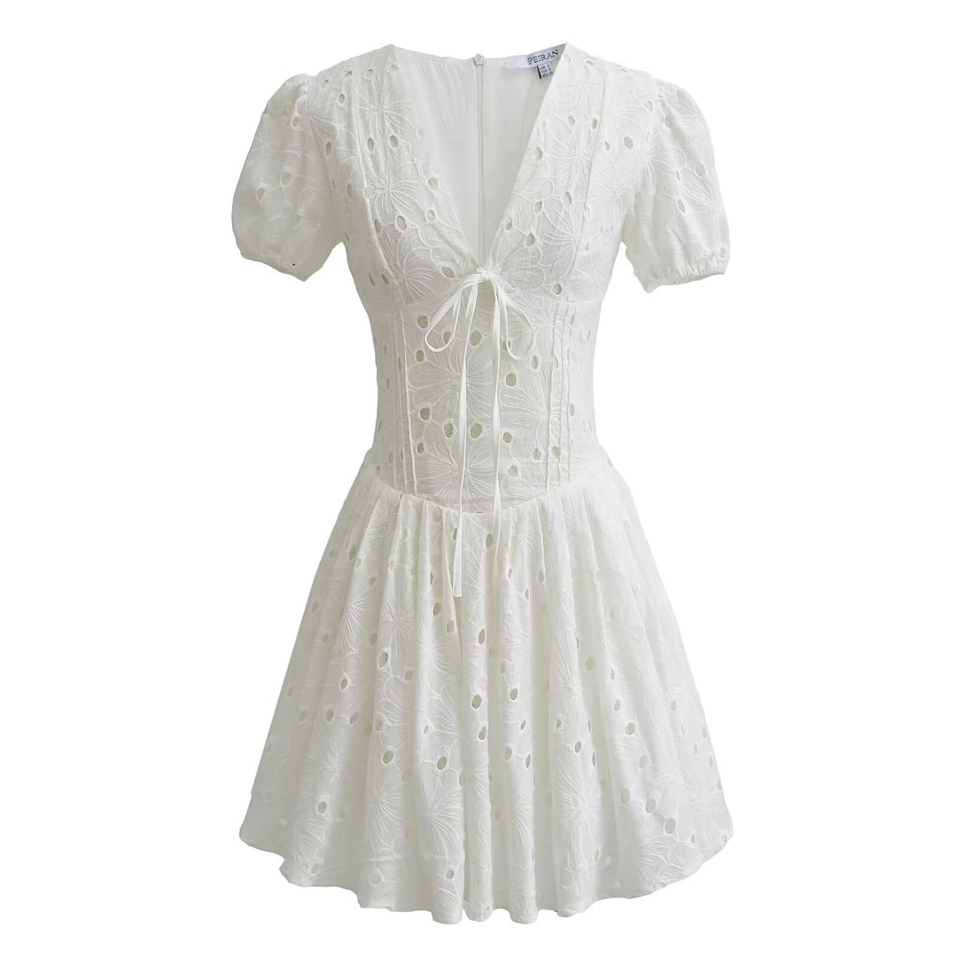 Damen elegantes Sommerkleid mit Blumenstickereien und ausgestellten Ärmeln Drune