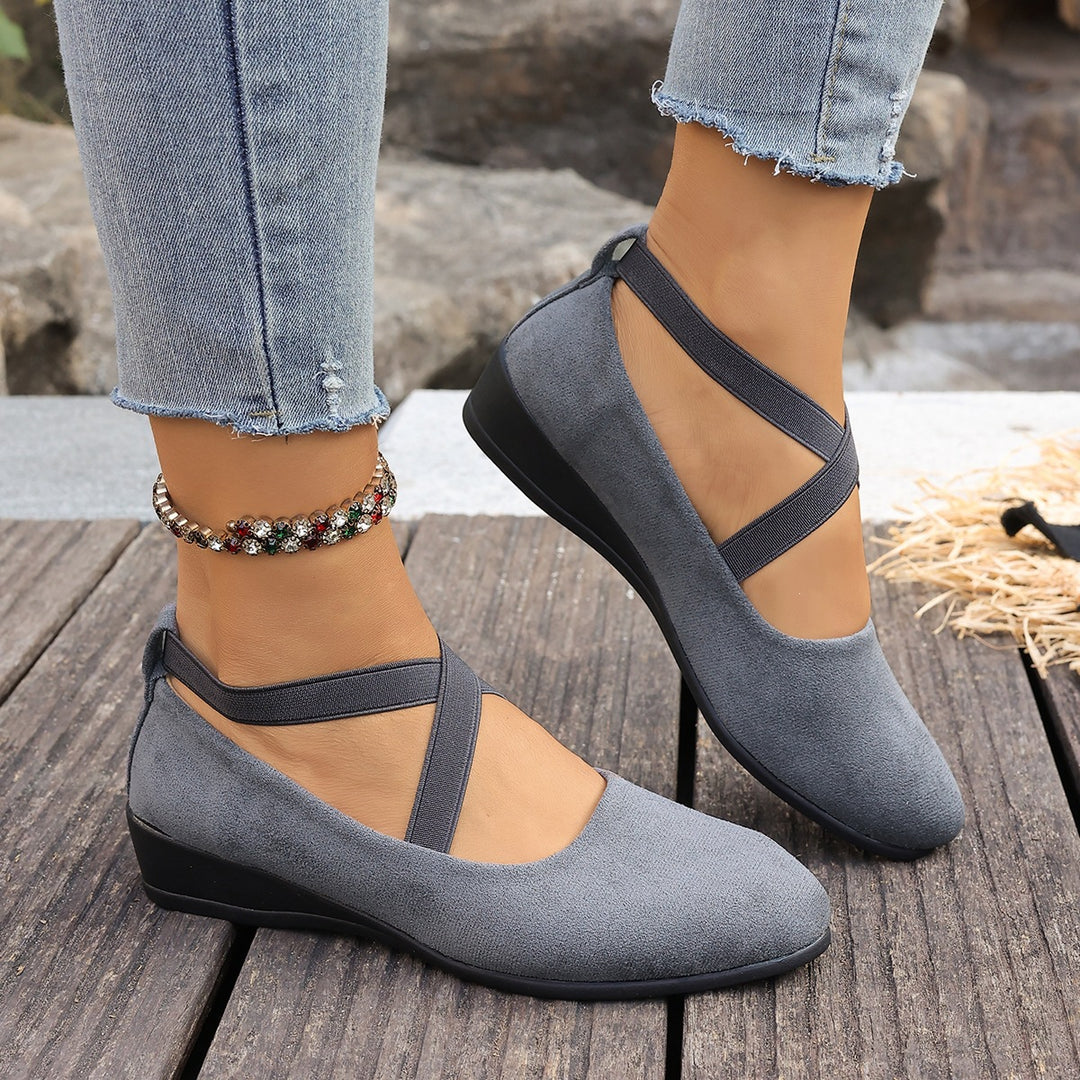 Damen Komfortable Mary-Jane-Ballerinas aus Velours mit verstellbarem Schnallenriemen und gepolstertem Fußbett Drune