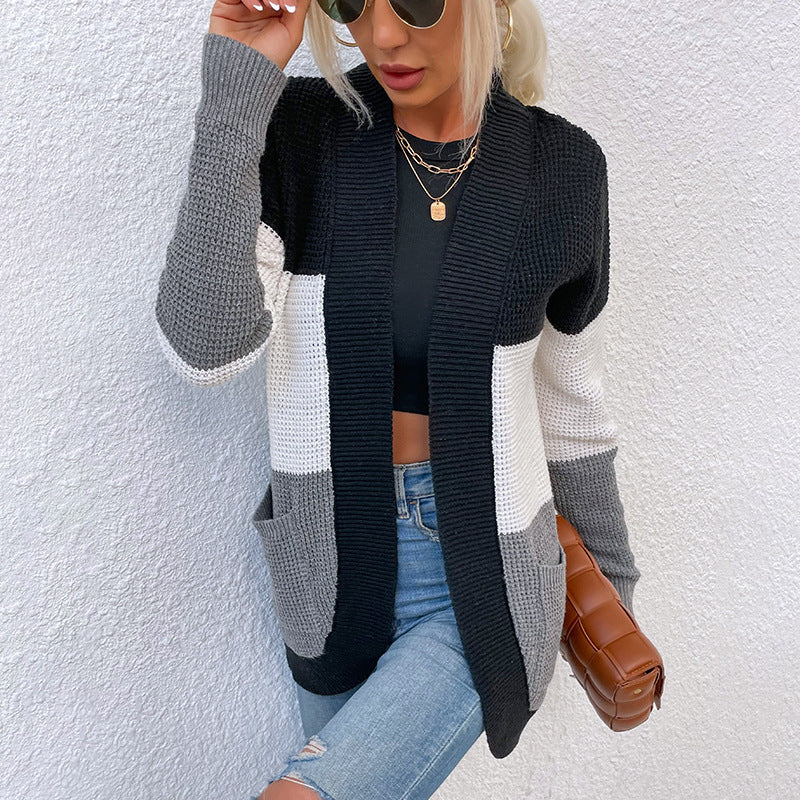 Damen Strickcardigan mit modernem Faltendesign und kontrastierenden Farben Drune