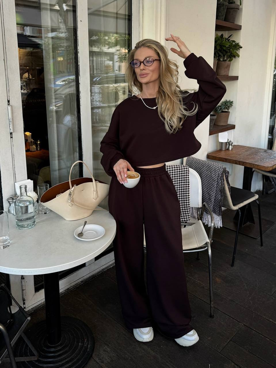 Damen Relaxed-Zweiteiler mit cropped Rundhals-Sweatshirt und extraweiter High-Waist Palazzo-Jogginghose Drune