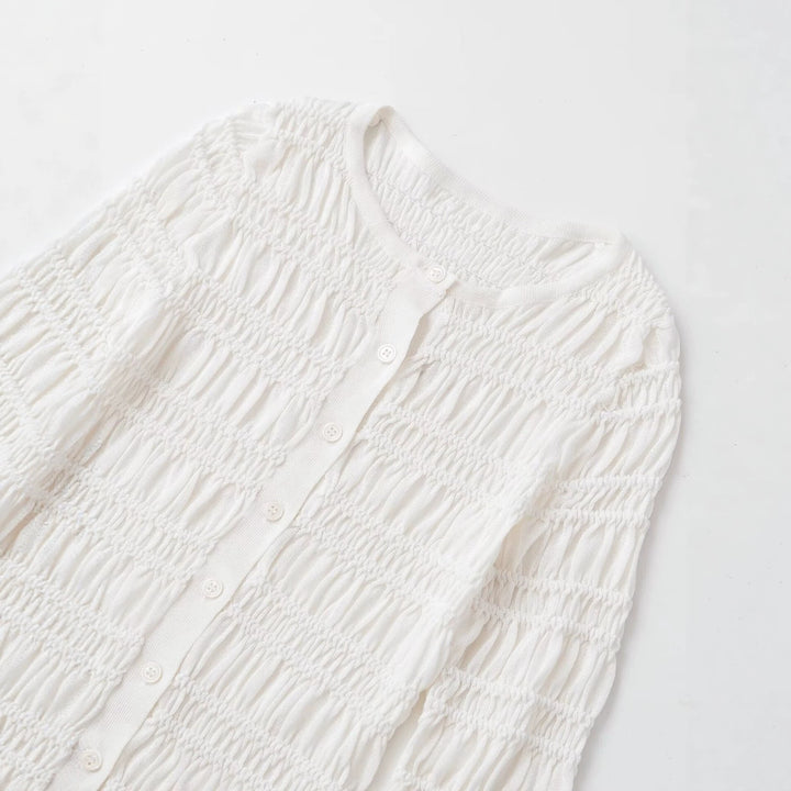 Damen Gesmoktes Feinstrick-Cardigan mit Rüschenabschluss und Knopfleiste Drune