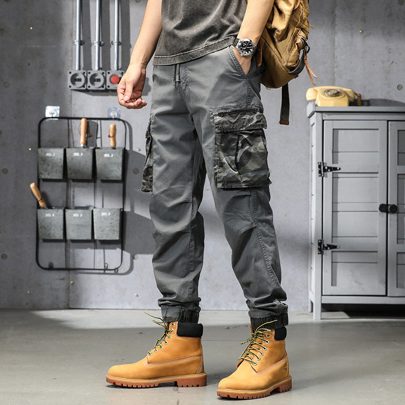 Herren Outdoor‑Cargohose im Joggerstil mit Camouflage‑Kontrast, ergonomischen Knieabnähern und elastischem Komfortbund Drune