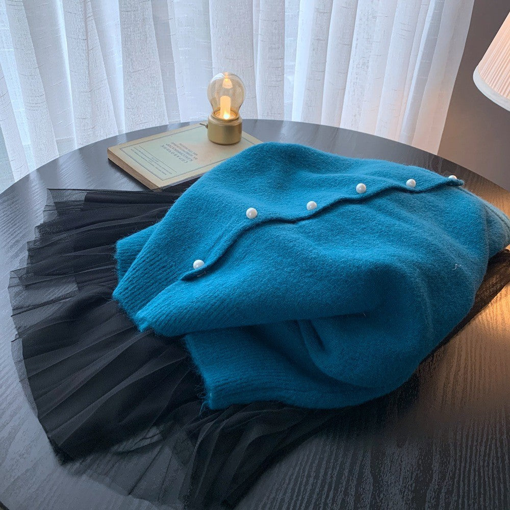 Damen Strickjacke mit edlen Perlenknöpfen und modernem Design Drune