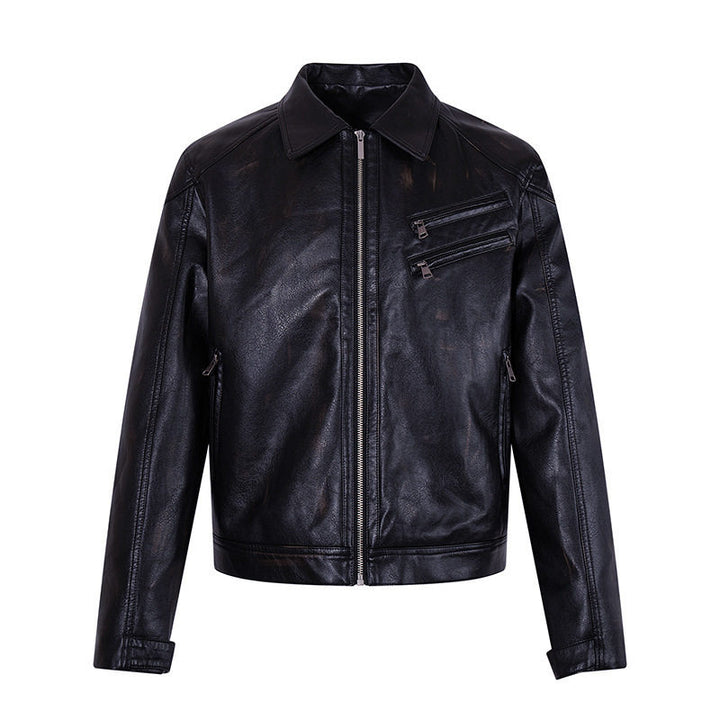 Herren Taillierte Bikerjacke aus Lederimitat mit Hemdkragen, Reißverschluss und diagonalen Brusttaschen Drune