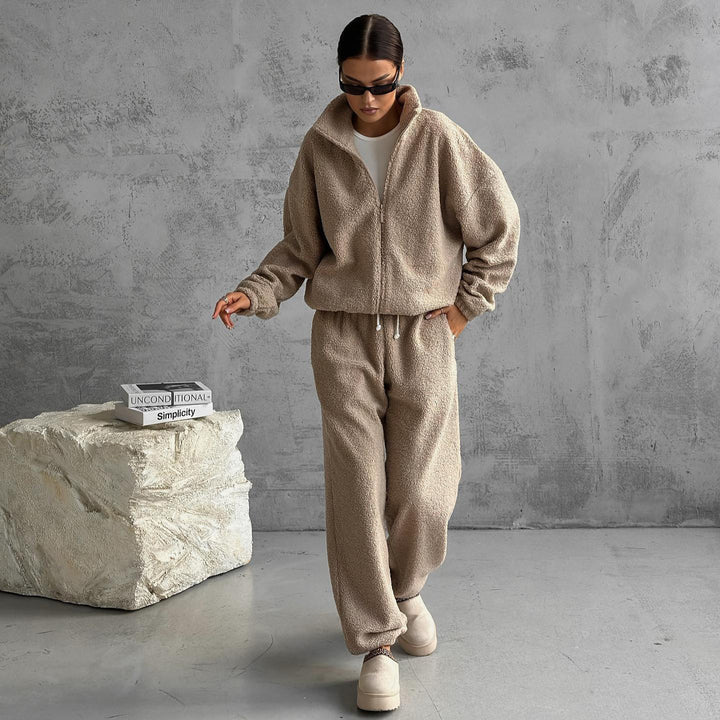 Damen Teddy-Fleece Loungewear-Set mit Reißverschlussjacke und Kordelzug-Hose Drune