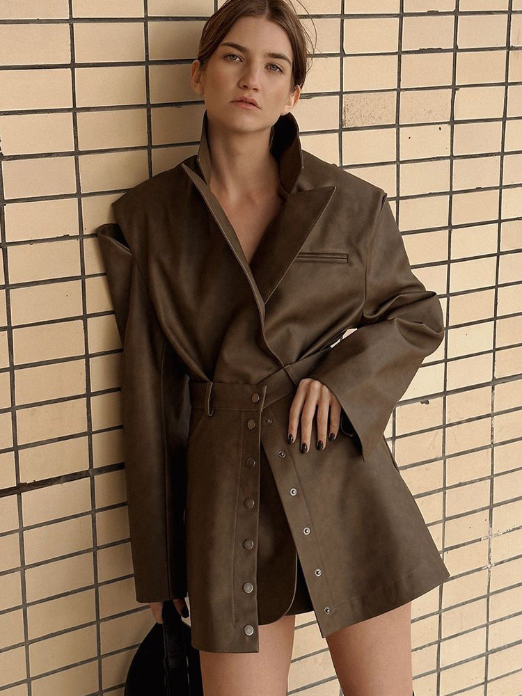 Damen lässige Kunstlederjacke mit hohem Kragen und praktischen Druckknöpfen Drune