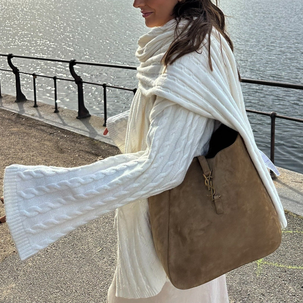 Damen Großer Strickpullover mit Schal Drune