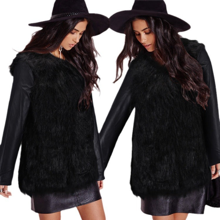 Damen Kunstpelz‑Mixjacke mit veganen Lederärmeln und Longline‑Silhouette Drune