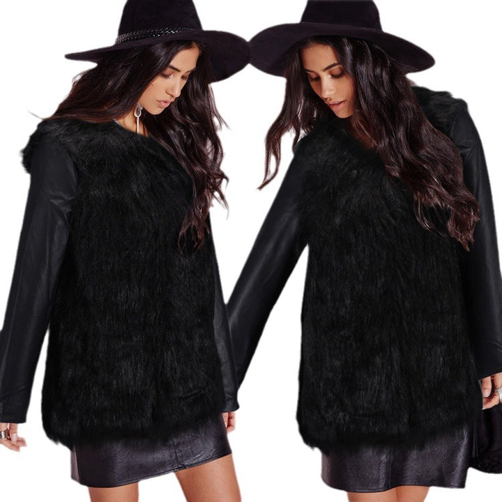Damen Kunstpelz‑Mixjacke mit veganen Lederärmeln und Longline‑Silhouette Drune