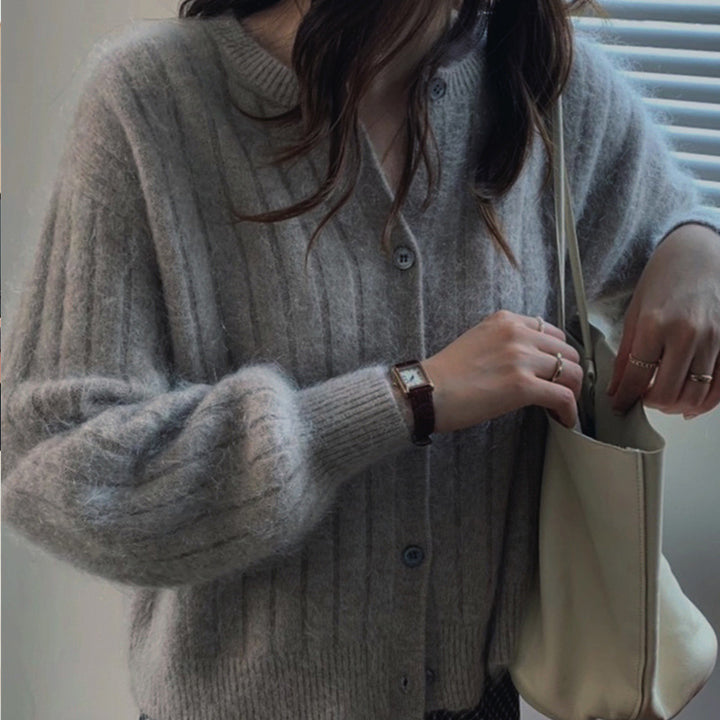 Damen kuschelige Strickjacke mit feiner Rippstruktur und Knopfdetails Drune