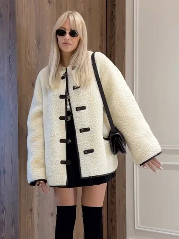 Damen Kunstfelljacke mit modernem Schnitt und praktischen Knopfdetails Drune
