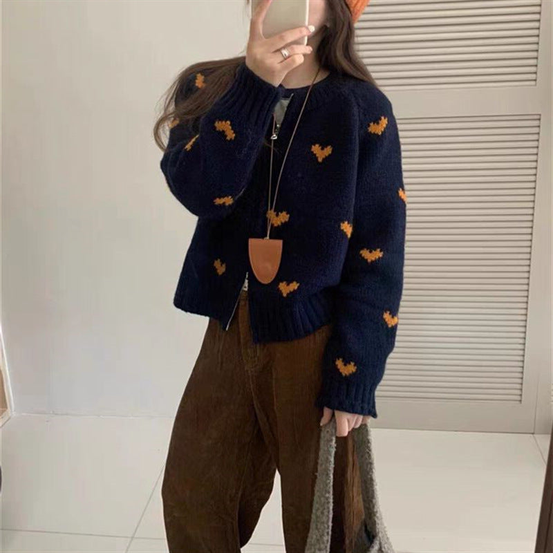 Damen Strickjacke mit Herzmotiv und lässigem Schnitt Drune