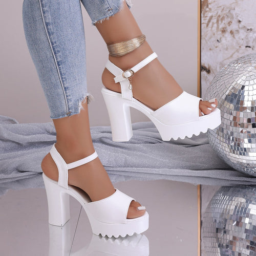 Damen Plateau Sandalen Drune