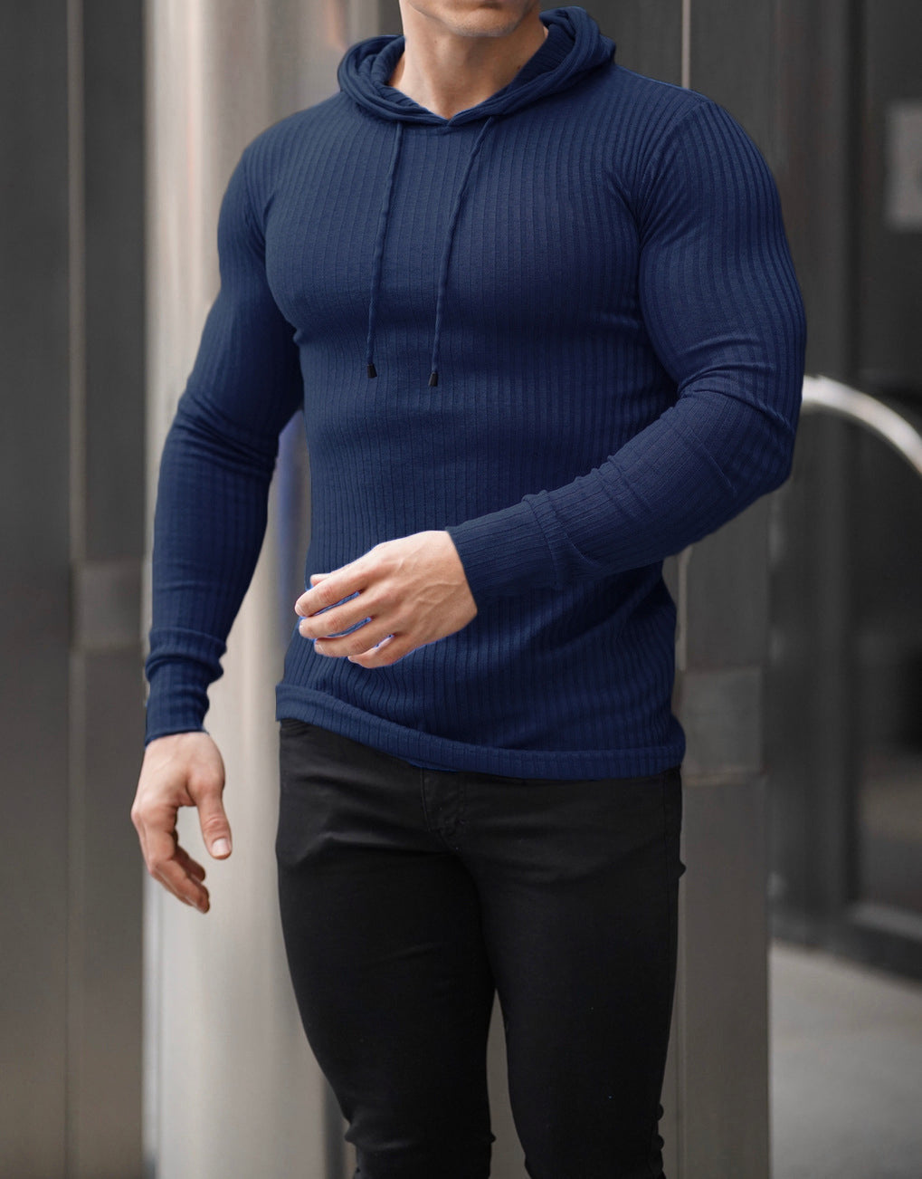 Herren eng anliegendes Rippstrick-Kapuzenlongsleeve mit Slim-Fit und Elastikanteil Drune