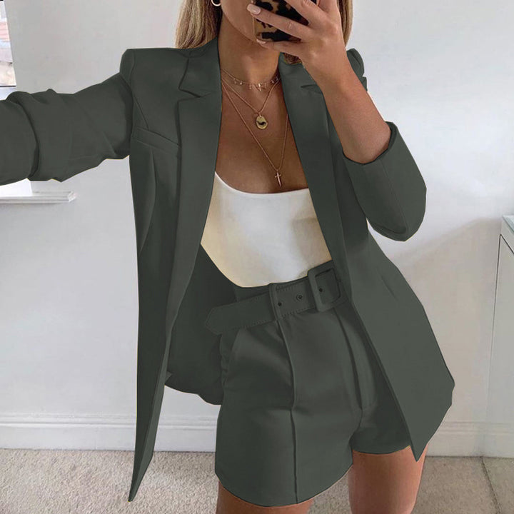 Damen Zweiteiliges maßgeschneidertes Blazer‑Set mit hochtaillierten Shorts und Gürtel Drune