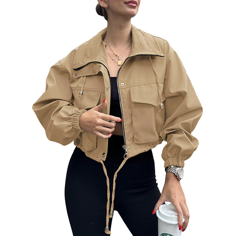 Damen kurze Utility-Jacke mit Kordelzug, Reißverschluss und aufgesetzten Taschen Drune