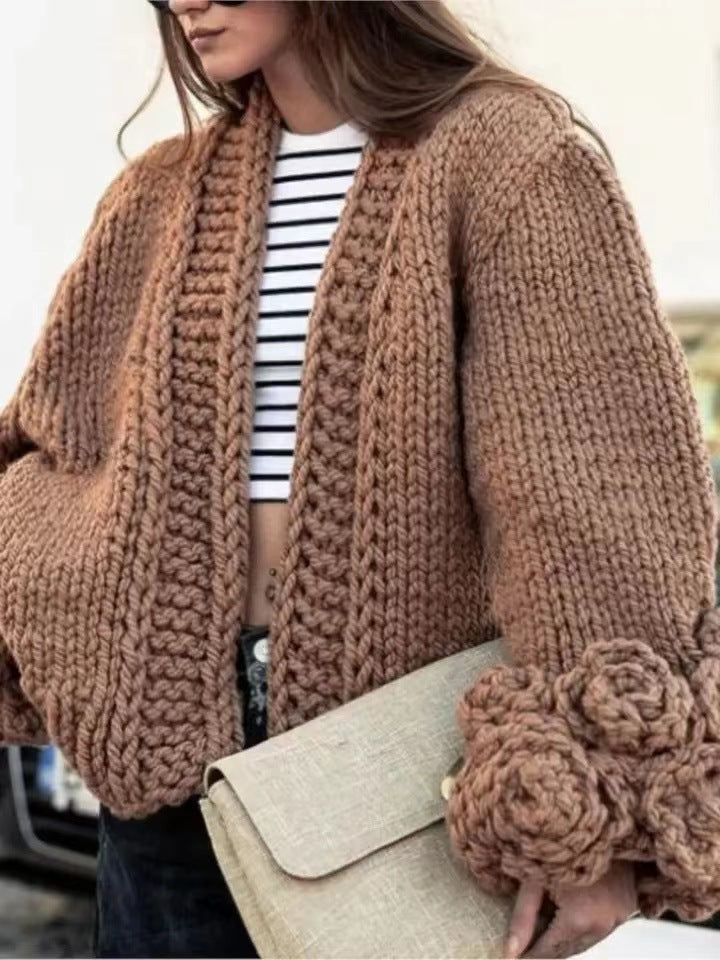 Damen Strickjacke mit floralem Design und oversize Passform Drune