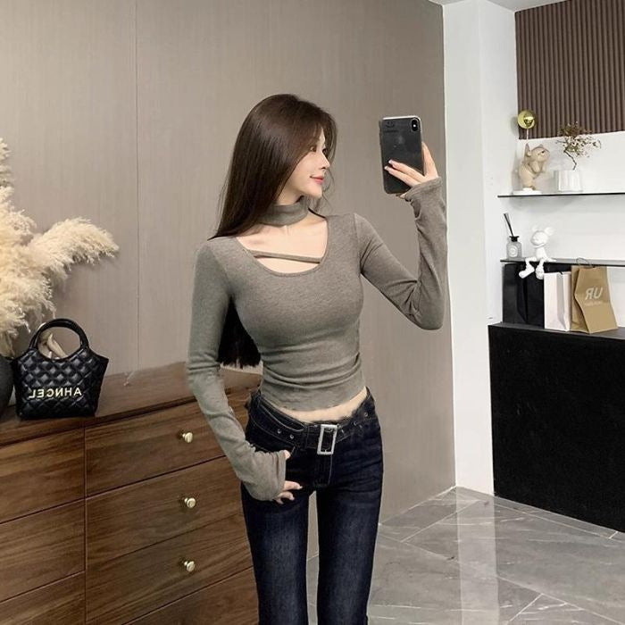 Damen langärmliges Oberteil mit stilvollem Cut-Out und hohem Kragen Drune