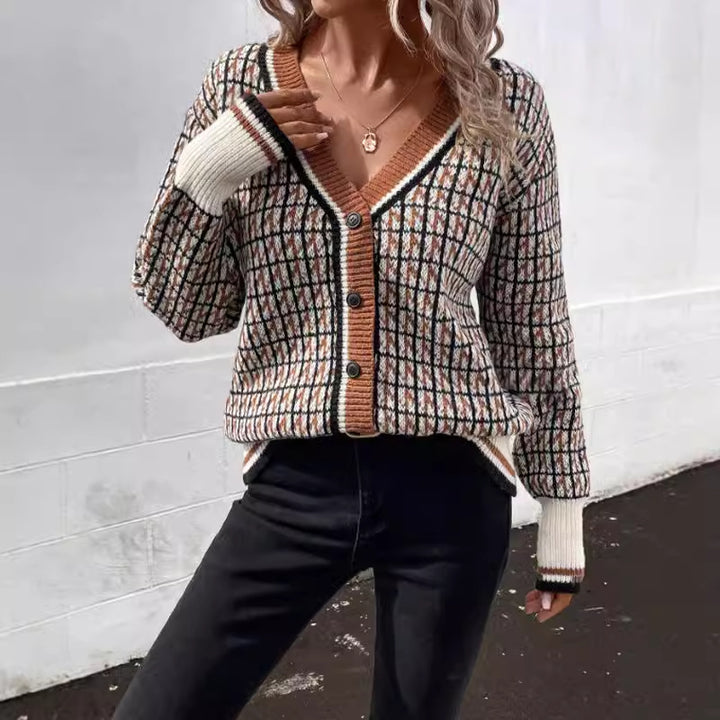 Damen Modische Strickjacke mit detailreichem Karo-Muster und handgearbeiteten Knöpfen Drune