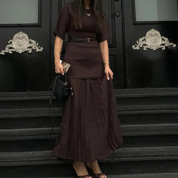 Damen Elegantes Maxikleid mit figurbetontem Oberteil und voluminösem Rock Drune