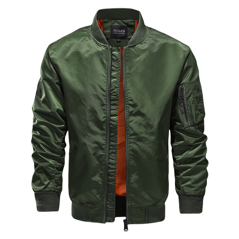 Herren Leichter Nylon‑Bomber mit kontrastierendem Futter und Ärmeltasche Drune