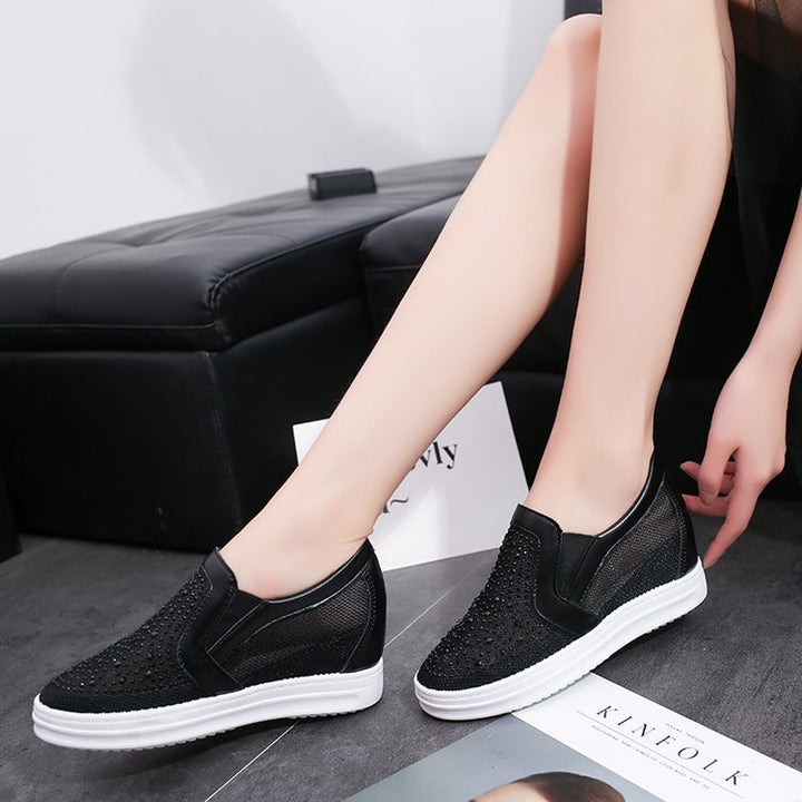 Damen Keil-Sneaker mit Glitzersteinen und atmungsaktivem Mesh Drune