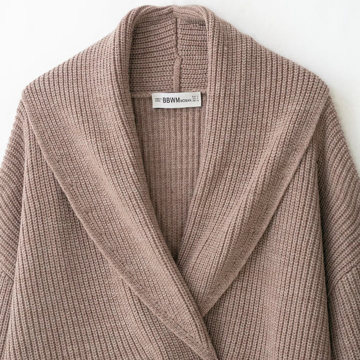 Damen Kurzgeschnittener Grobstrick-Cardigan mit Schalkragen und doppelreihiger Knopfleiste Drune