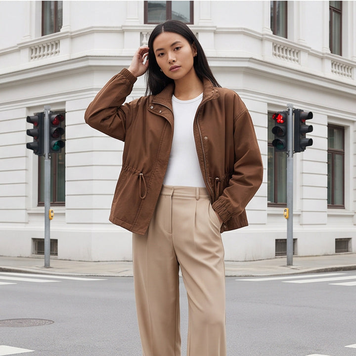 Damen Utility-Fieldjacke mit Tunnelzugtaillierung, hohem Kragen und elastischen Bündchen Drune