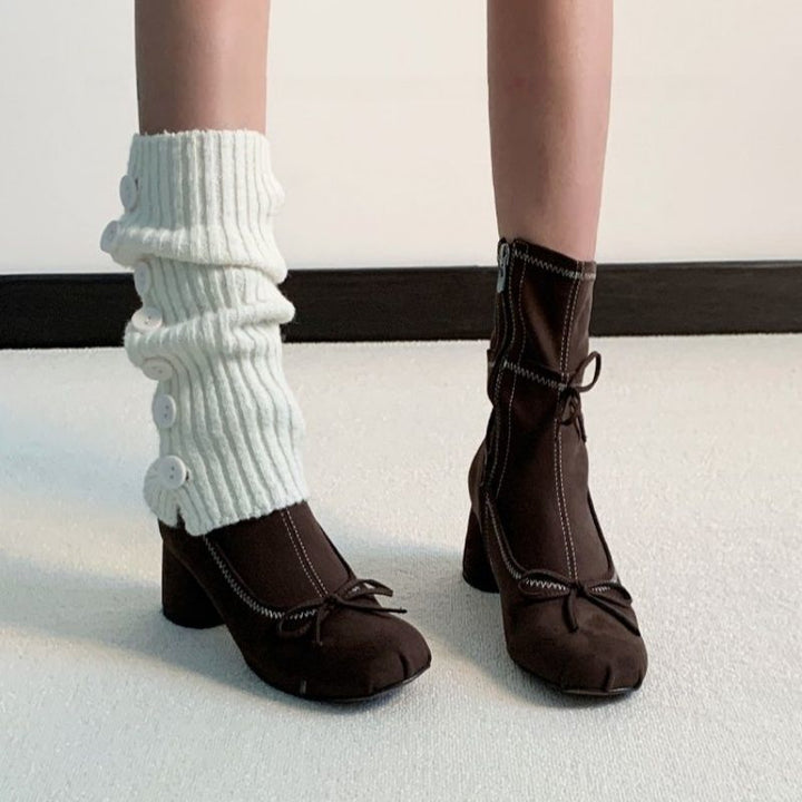 Damen Knöchelhohe Stiefeletten mit geformtem Blockabsatz, sichtbarer Ziernaht und Schleifen‑Detail Drune
